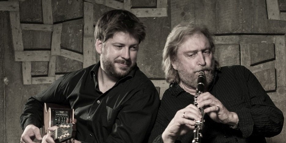 Sacre Fleur, Jan Keßler mit Gitarre und Reiner Regel mit Klarinette